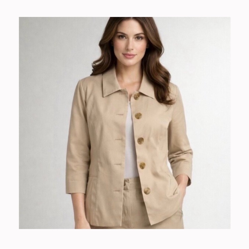 Daisy Fuentes Beige Trench Coat & Pants